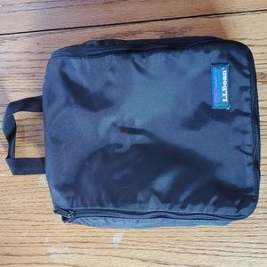 Hanging toiletry bag